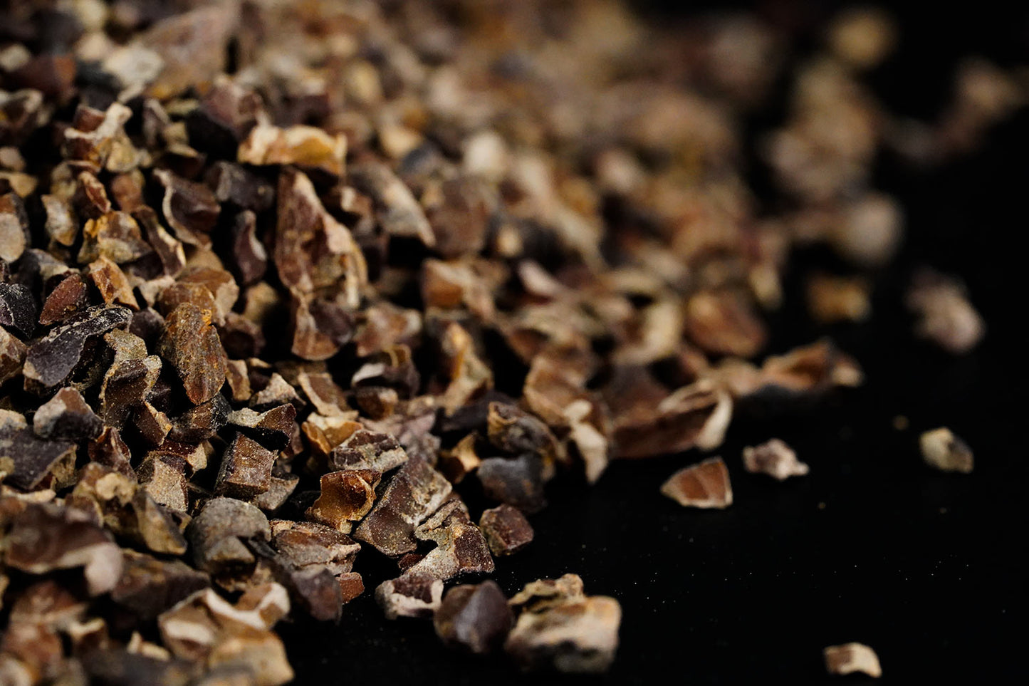 Mayan Gold Kakaonibs Makroaufnahme